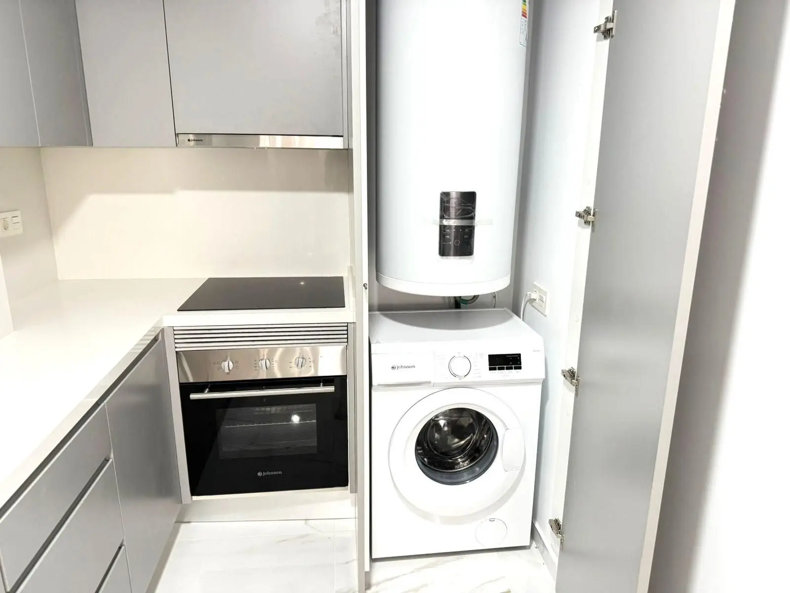 Apartment Of 92 M² In Torrevieja, Spain
