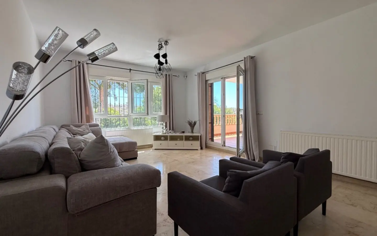 4-bedroom Villa In Orihuela, Spain (137 M²)
