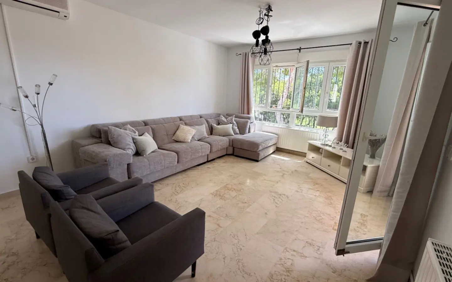 4-bedroom Villa In Orihuela, Spain (137 M²)