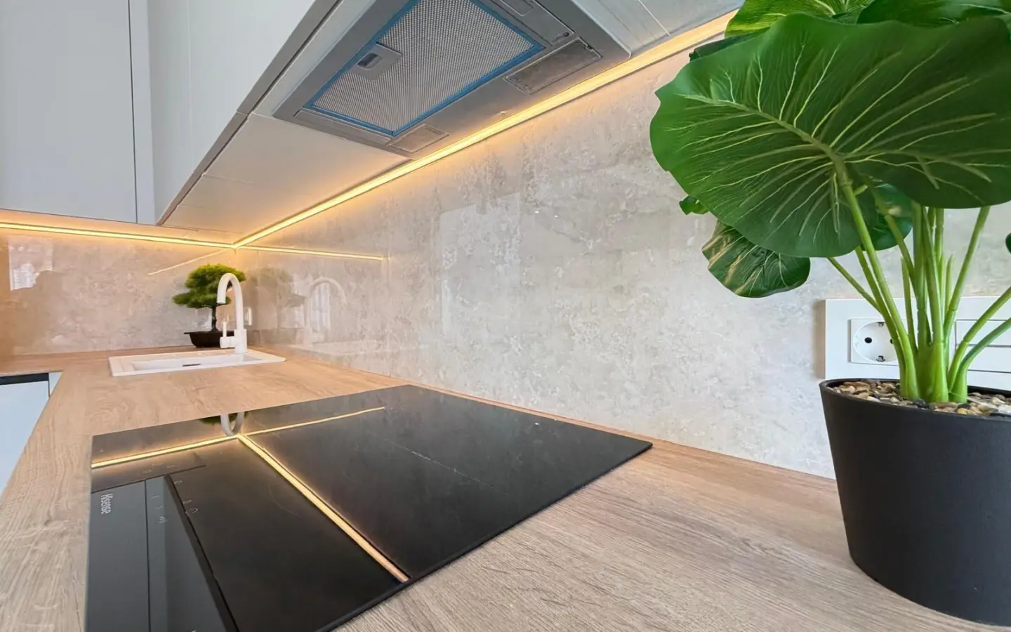3-bedroom Penthouse In Torrevieja, Spain (92 M²)