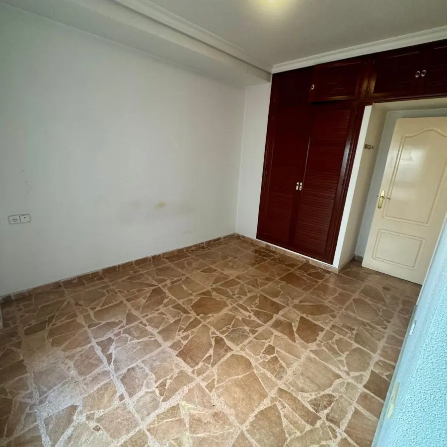 5-bedroom Apartment In Torrevieja, Spain (243 M²)