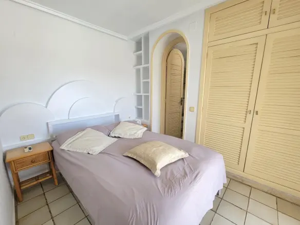 2-bedroom Penthouse In Torrevieja, Spain (60 M²)