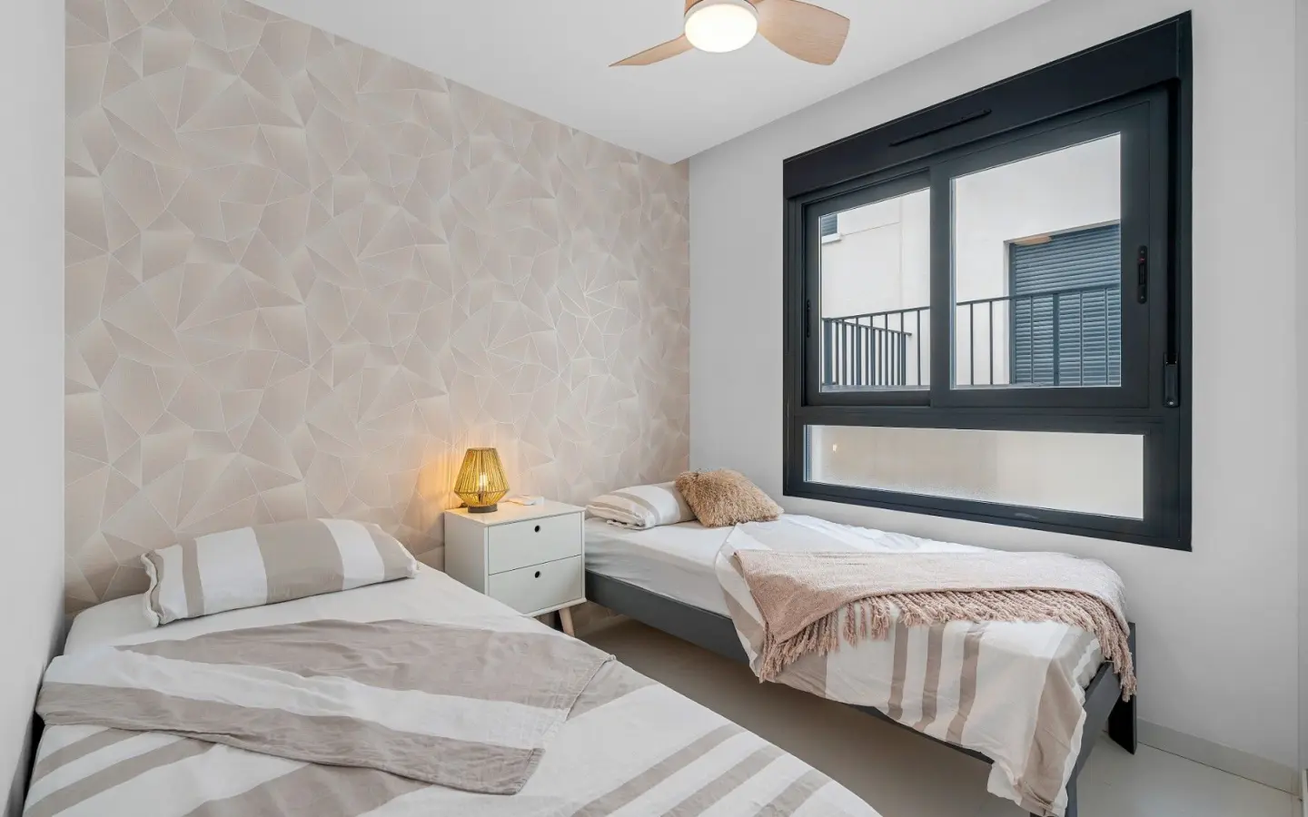 2-bedroom Apartment In San Miguel De Salinas, Spain (65 M²)