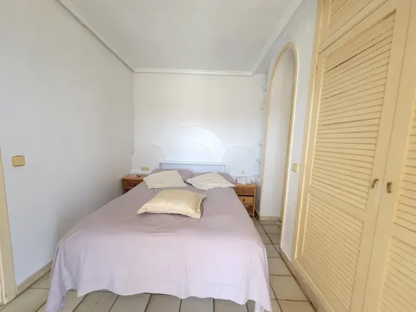 2-bedroom Penthouse In Torrevieja, Spain (60 M²)