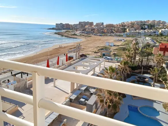 2-bedroom Penthouse In Torrevieja, Spain (60 M²)