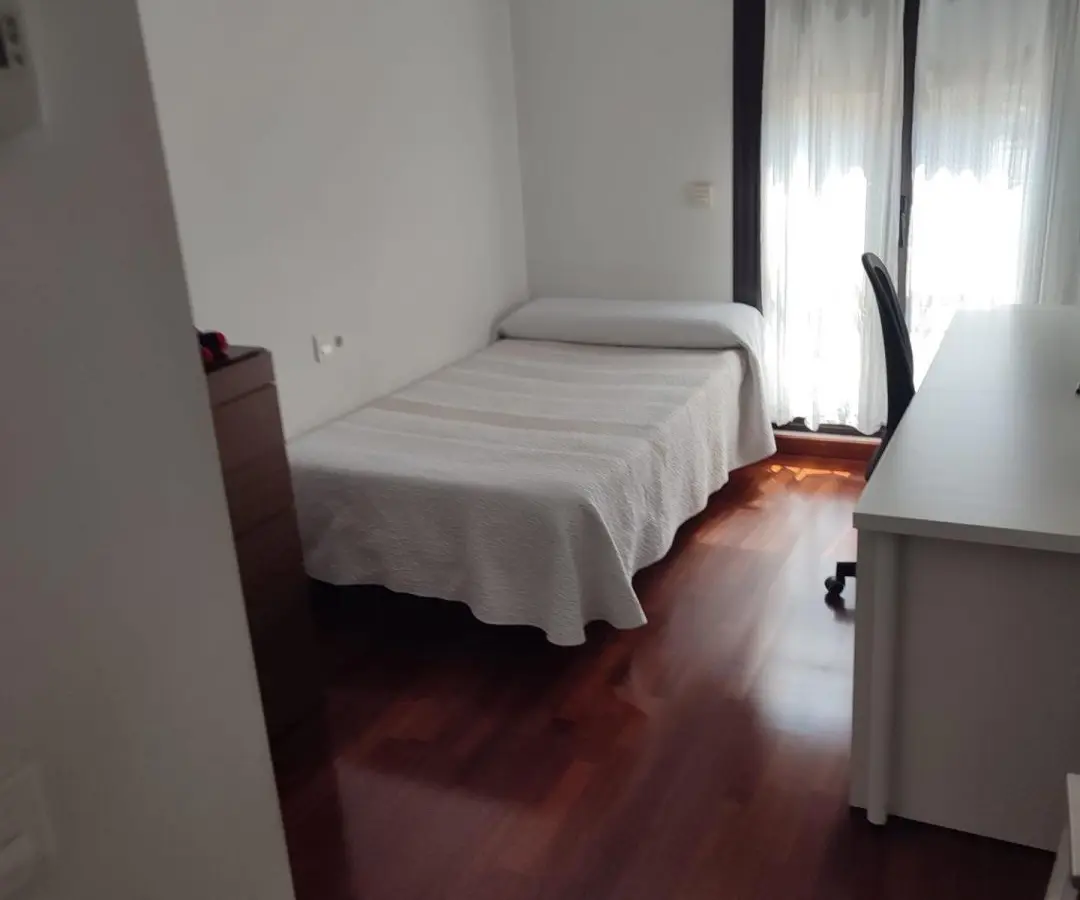 4-bedroom Apartment In Orihuela, Spain (140 M²)