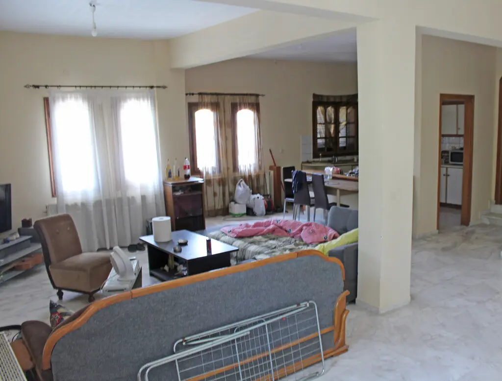 3-bedroom Flat In Paralia, Greece (156 M²)