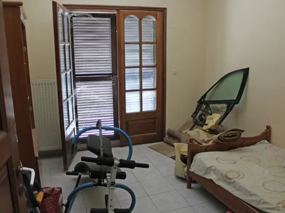 3-bedroom Flat In Paralia, Greece (156 M²)