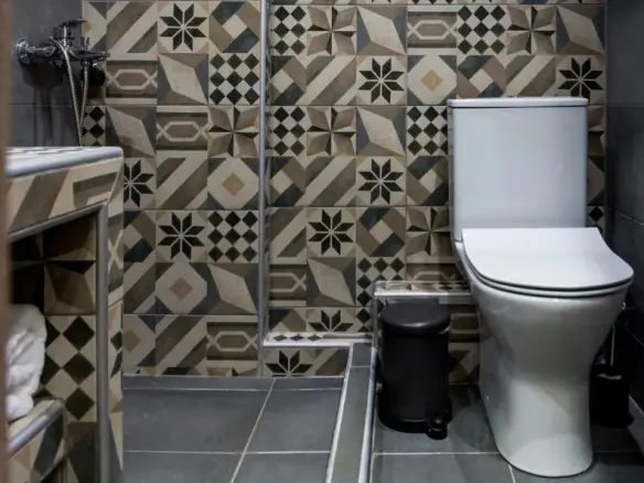 Flat In Center Of Thessaloniki, Greece (224 M²)