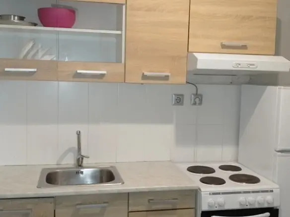 Flat In Center Of Thessaloniki, Greece (224 M²)