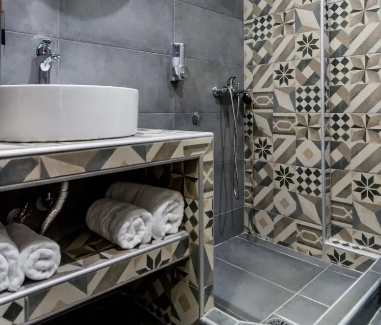 Flat In Center Of Thessaloniki, Greece (224 M²)