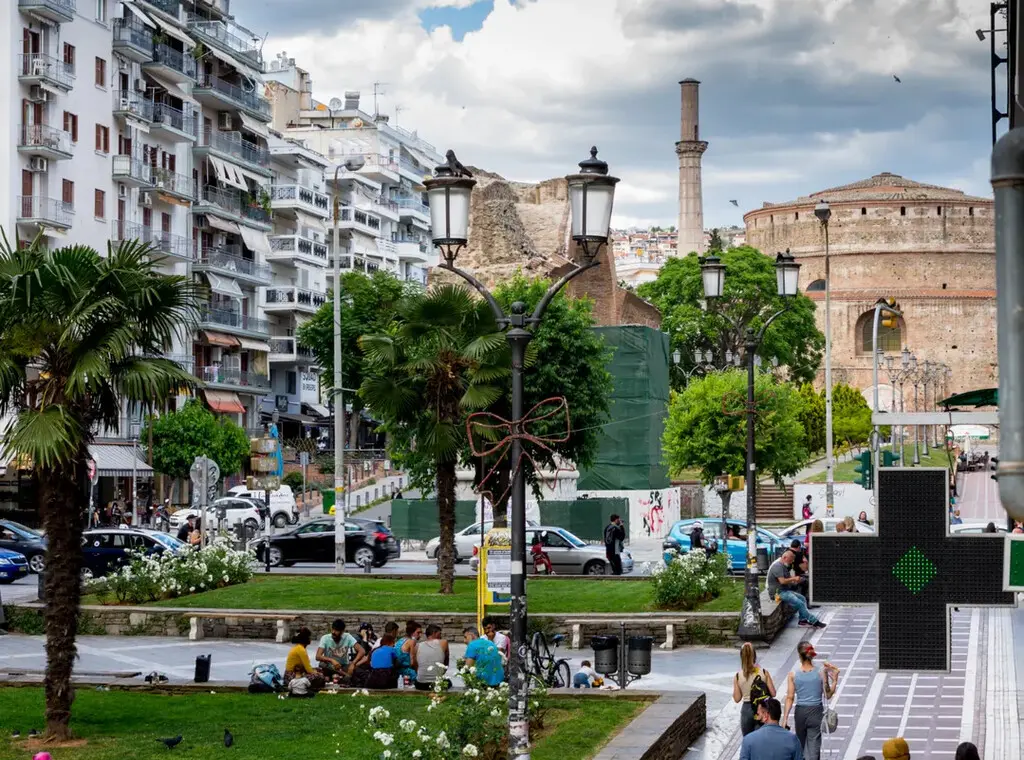 Flat In Center Of Thessaloniki, Greece (224 M²)