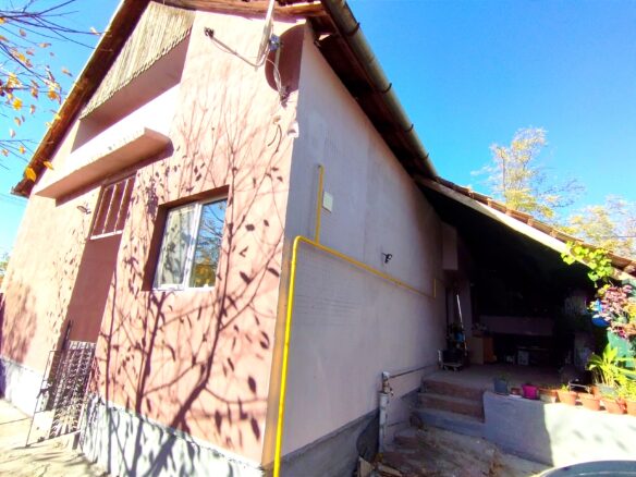 House Of 5 Bedrooms With Renovated Features In Battonya, Hungary