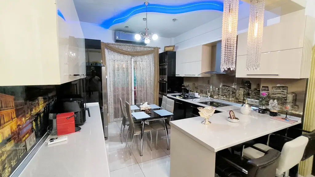 Flat Of 90 M² On The Olympic Coast