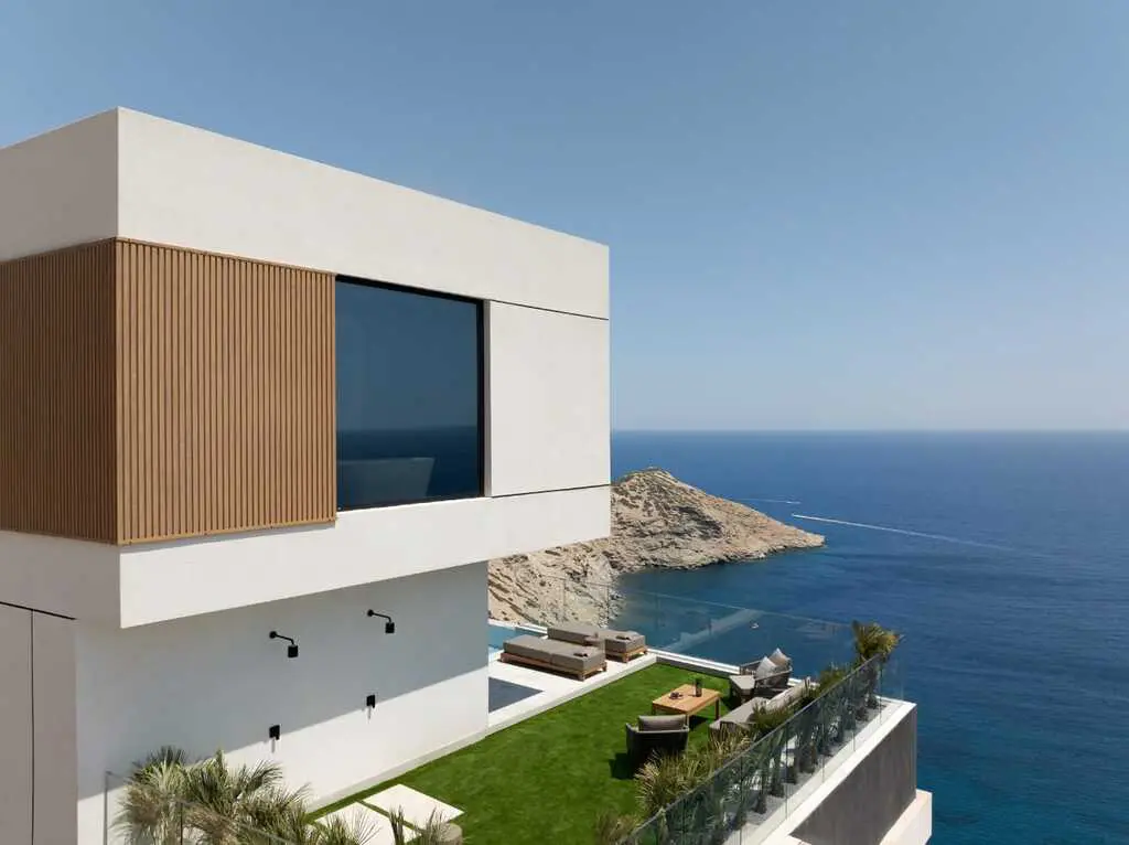 7-bedroom Villa In Gazi, Greece (790 M²)