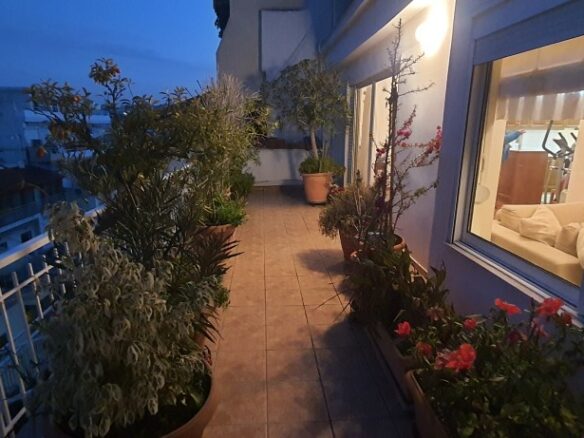 Duplex Apartment Of 115 M² With 2 Bedrooms, 1 Bathroom, Balcony, Fitted Wardrobes, Equipped Kitchen, Air Conditioning.