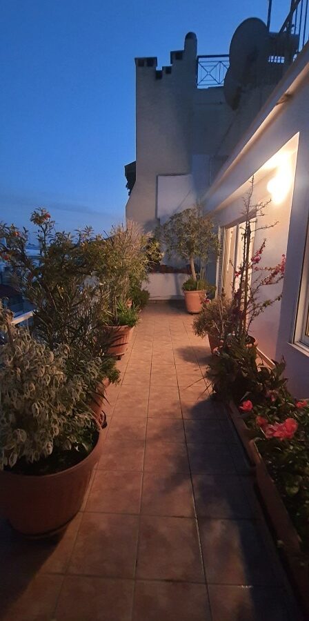 Duplex Apartment Of 115 M² With 2 Bedrooms, 1 Bathroom, Balcony, Fitted Wardrobes, Equipped Kitchen, Air Conditioning.