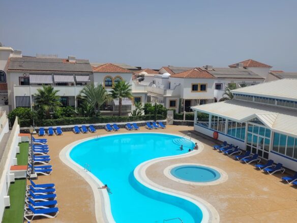 Two Bedroom Penthouse In Llano Del Camello, Tenerife