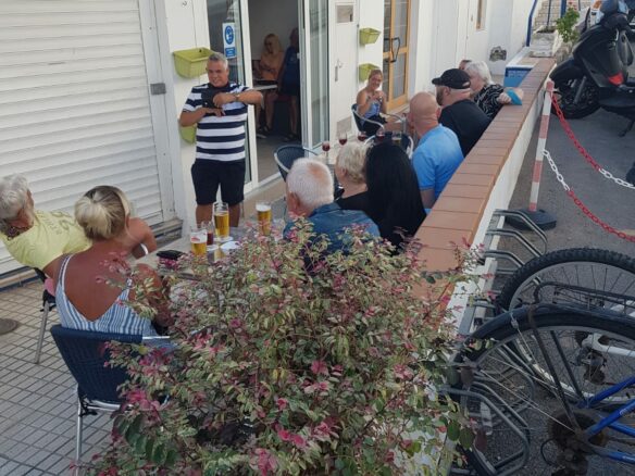 Freehold Bar In Tenerife South