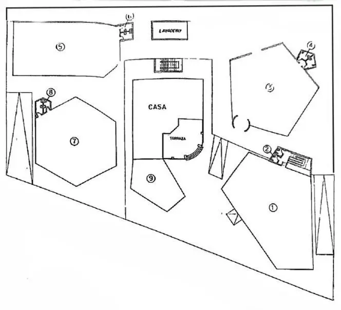 Commercial Unit Of 586 M² In Alicante, Spain