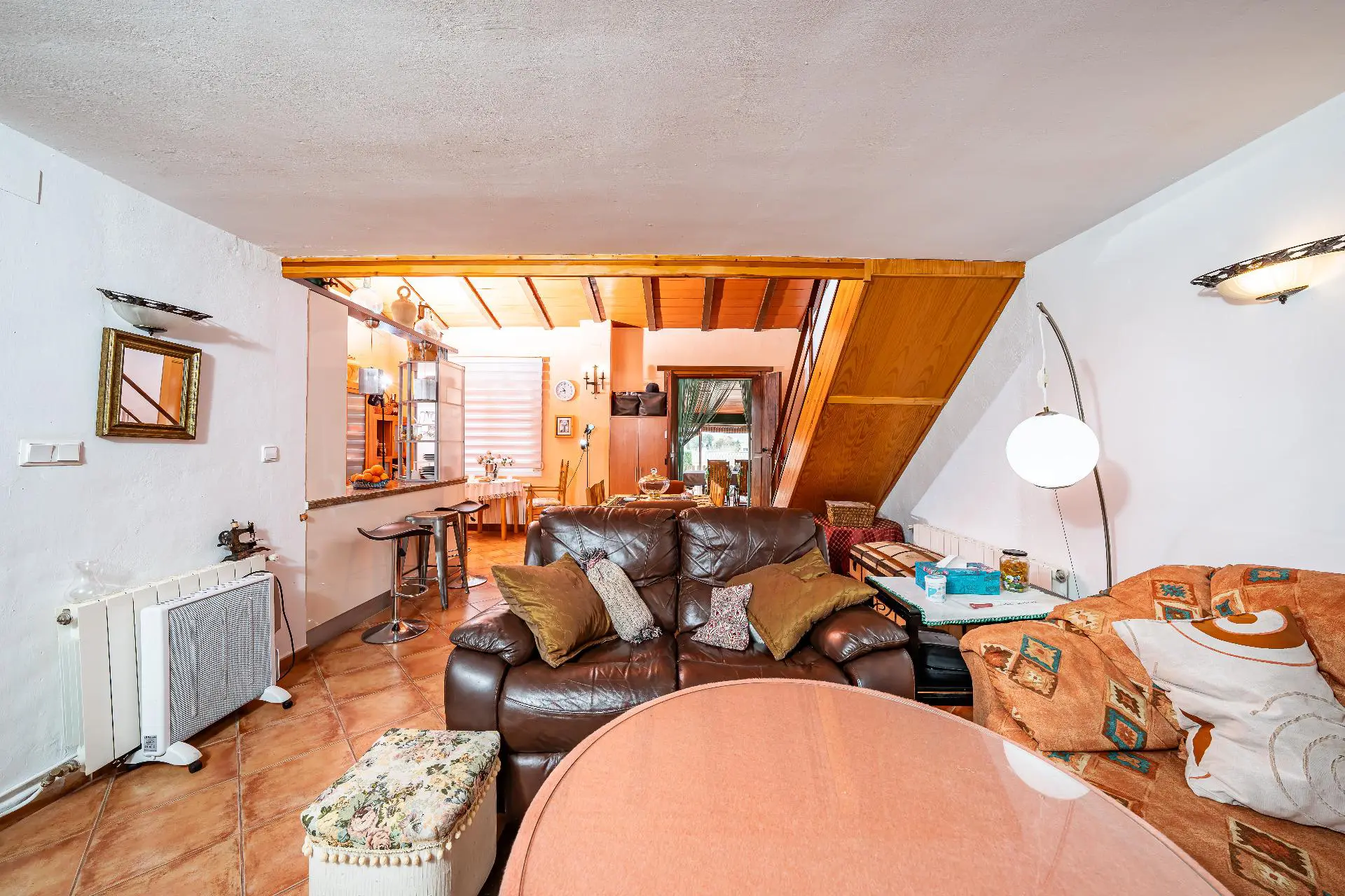 Country House Of 299 M² In Onil, Spain