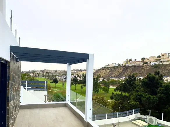 4-bedroom Villa In Rojales, Spain (260 M²)