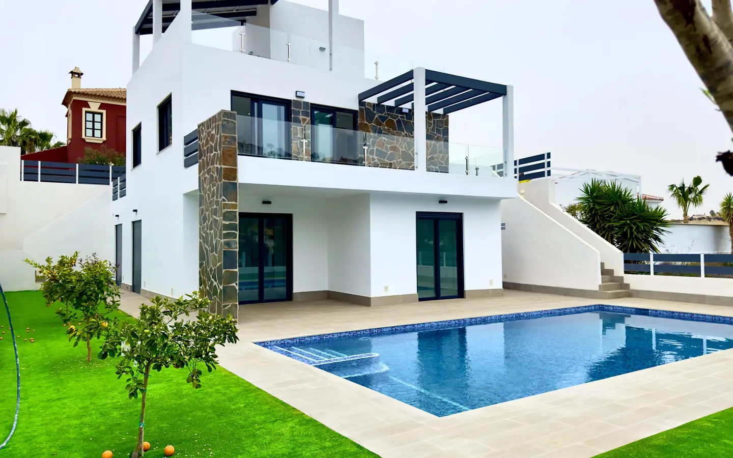 4-bedroom Villa In Rojales, Spain (260 M²)