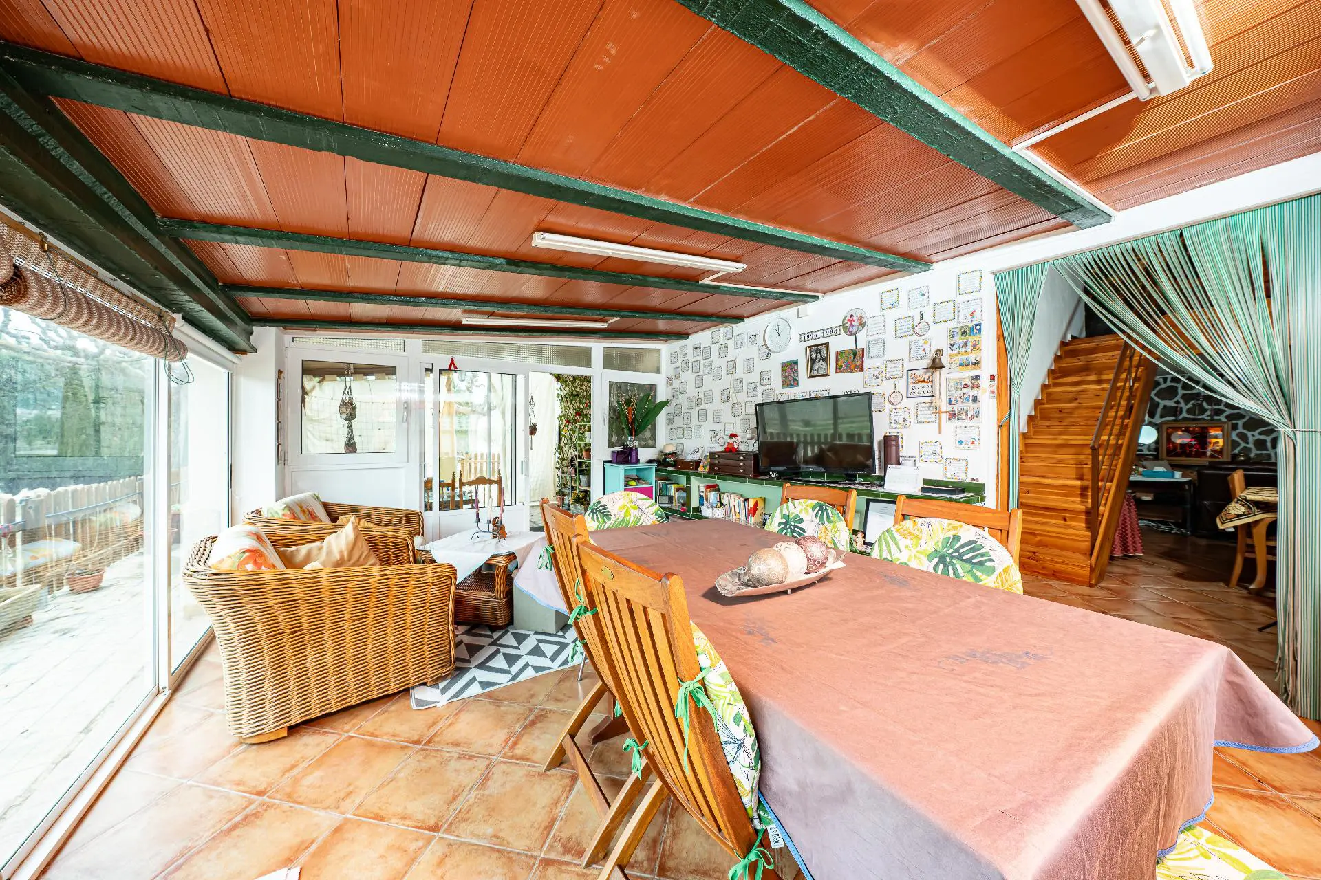 Country House Of 299 M² In Onil, Spain