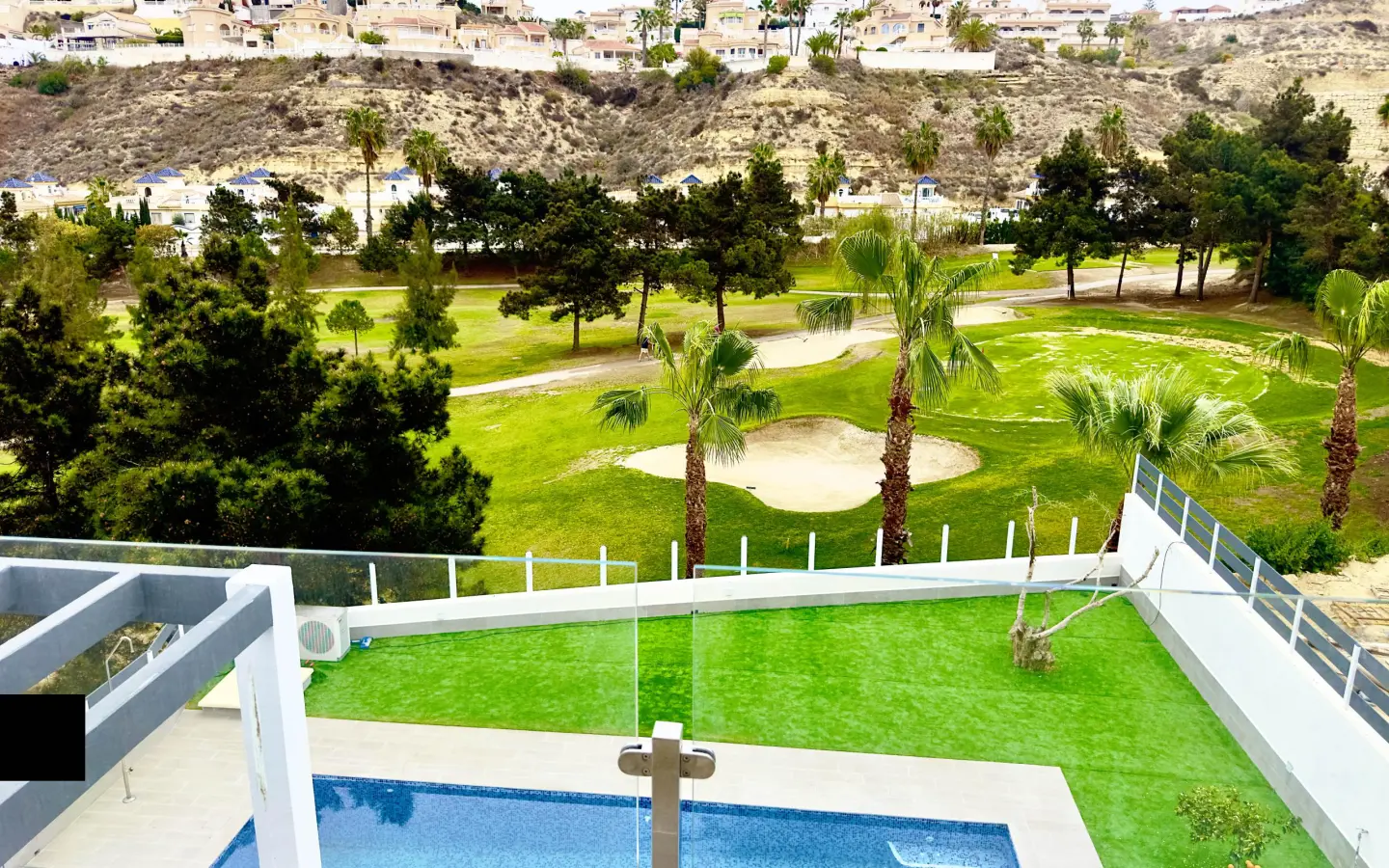 4-bedroom Villa In Rojales, Spain (260 M²)