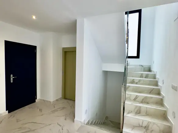 4-bedroom Villa In Rojales, Spain (260 M²)