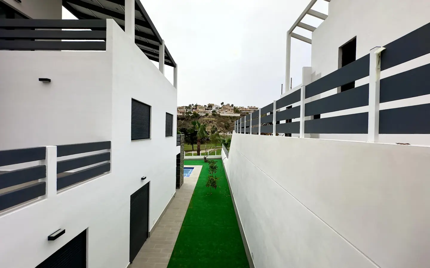4-bedroom Villa In Rojales, Spain (260 M²)