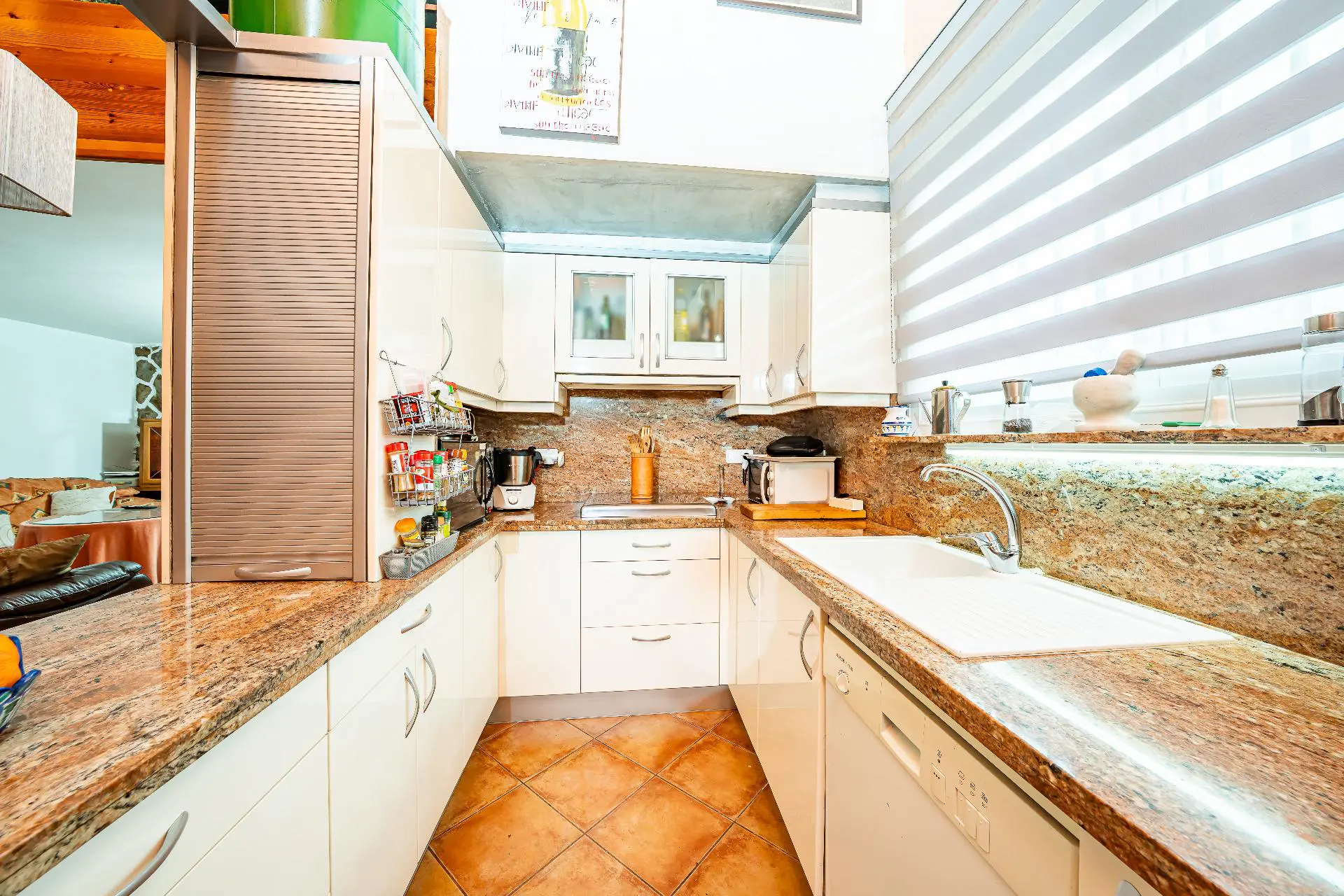 Country House Of 299 M² In Onil, Spain