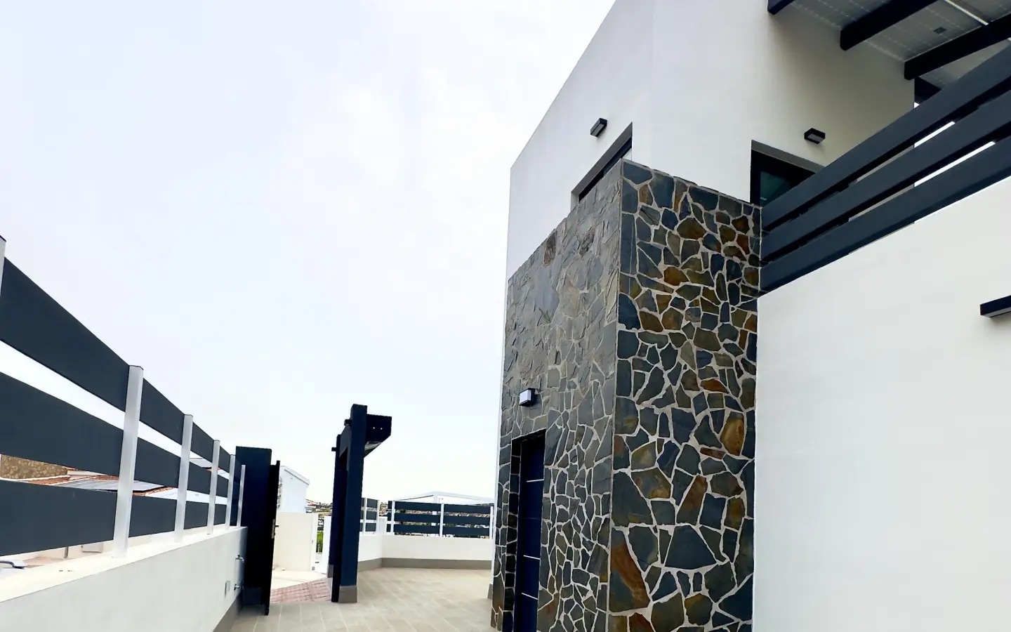 4-bedroom Villa In Rojales, Spain (260 M²)