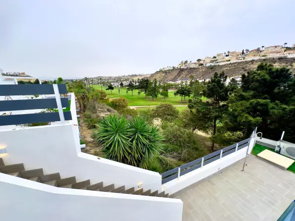 4-bedroom Villa In Rojales, Spain (260 M²)