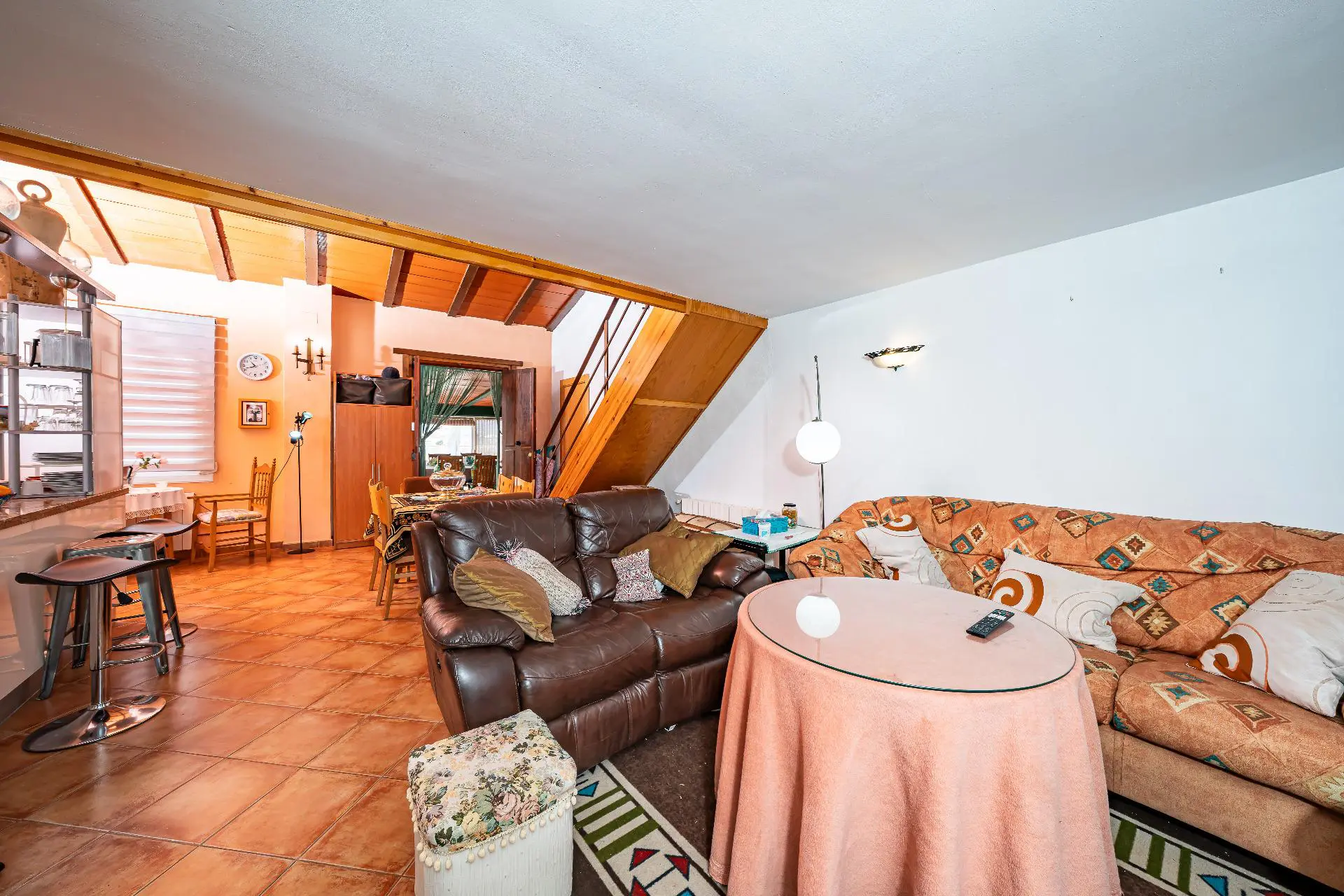 Country House Of 299 M² In Onil, Spain