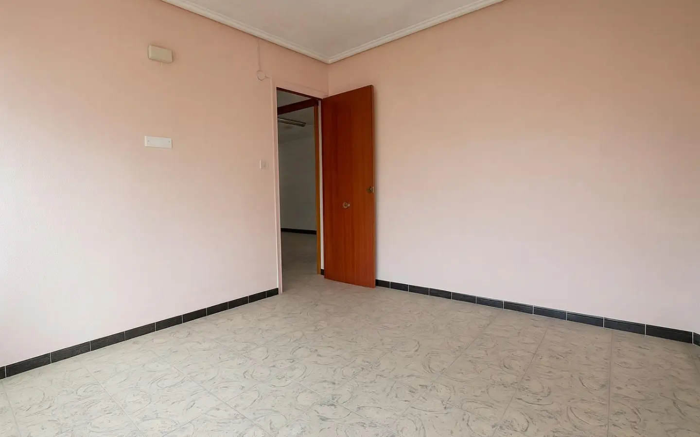 Flat 144 M² In Elche, Spain