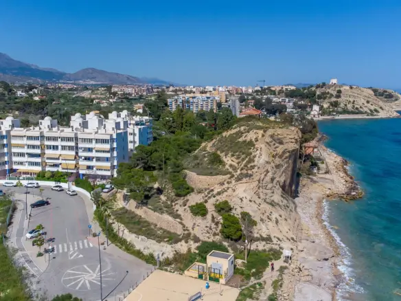 3-bedroom Terraced House In Villajoyosa, Spain (114 M²)