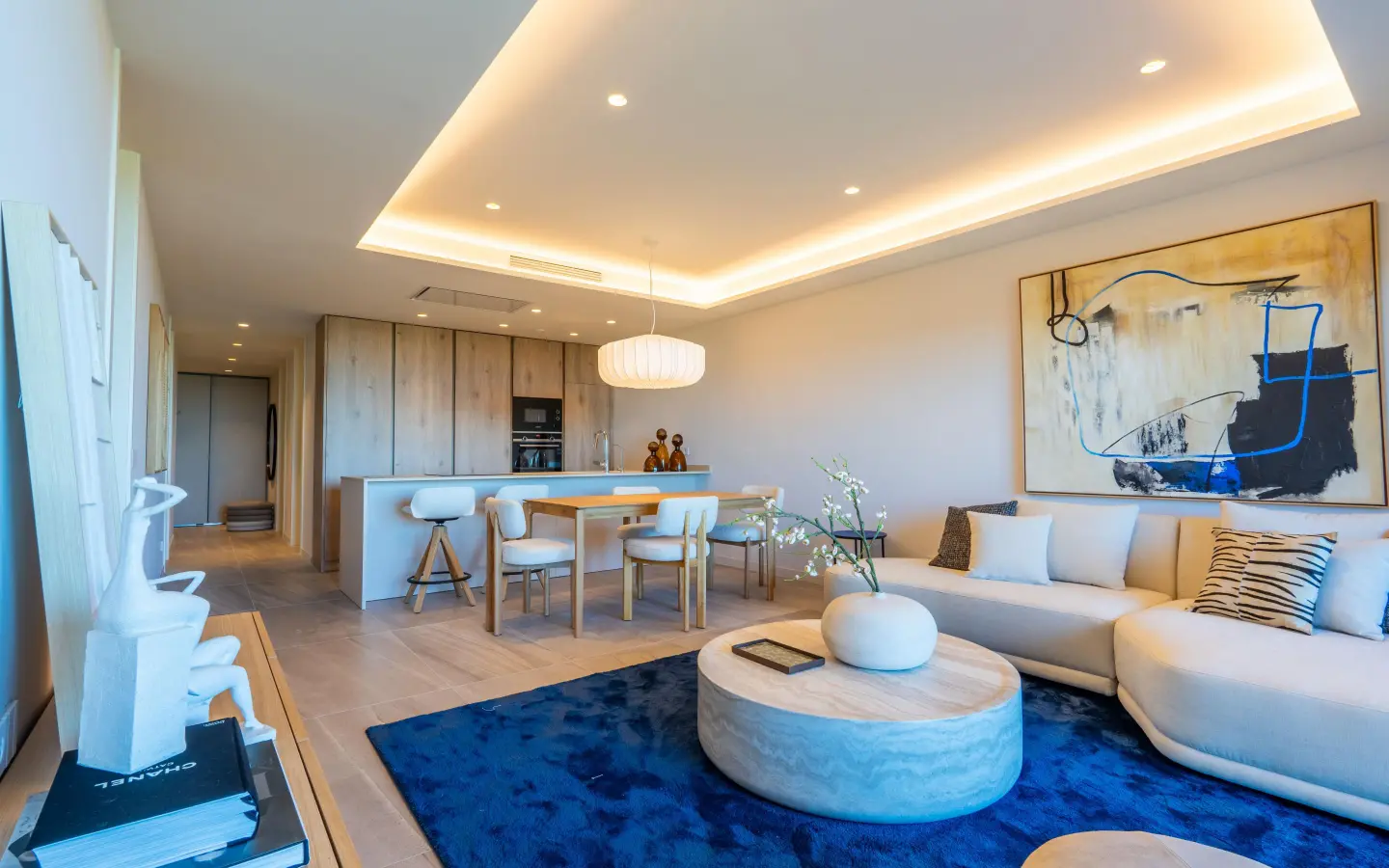 Input: “luxury Apartment 100 M2 In Barcelona”
Output: Apartment Of 100 M² With Balcony In Barcelona