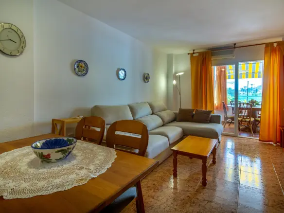 3-bedroom Terraced House In Villajoyosa, Spain (114 M²)