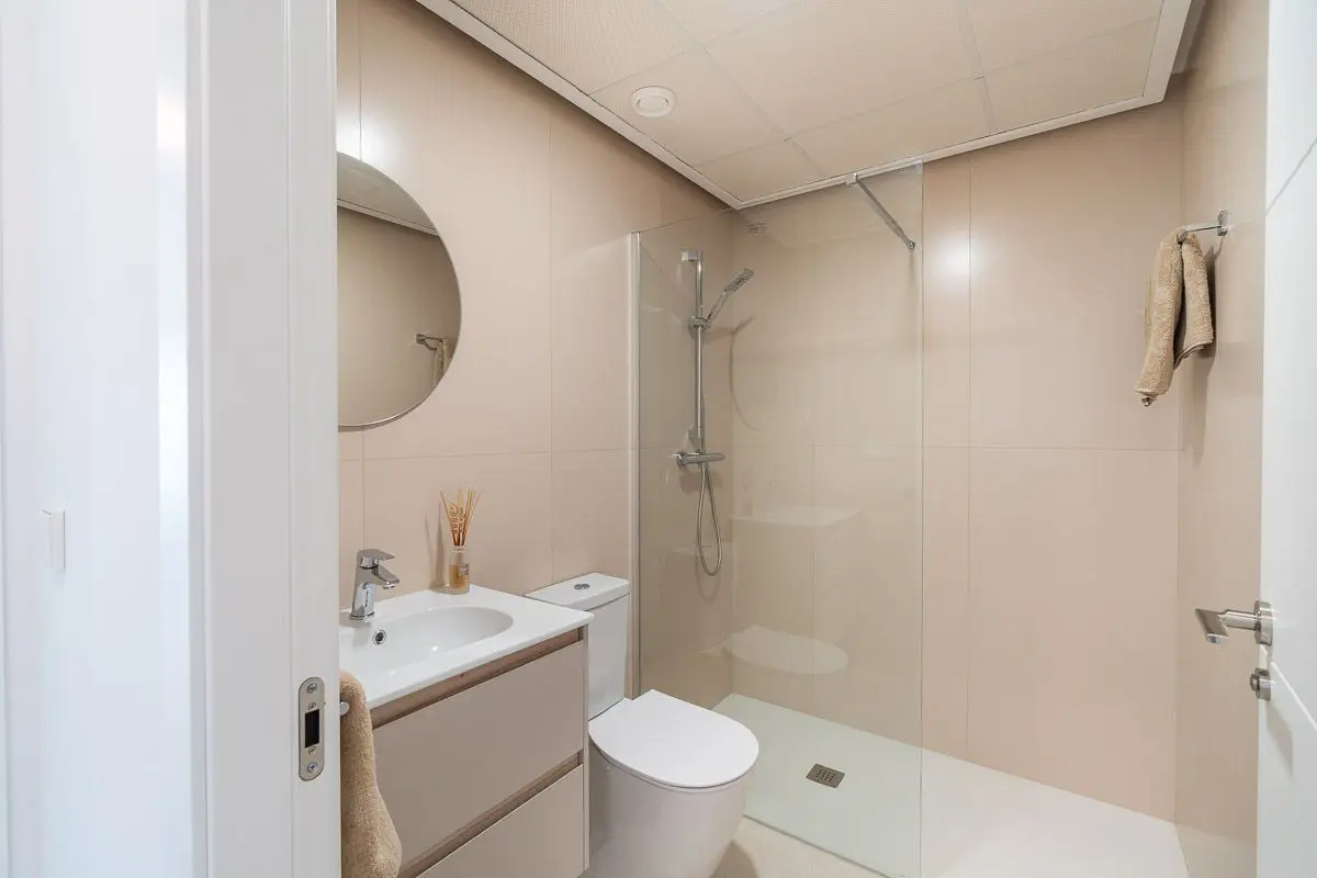 Apartment Of 101 M² With Features In Orihuela Costa, Spain
