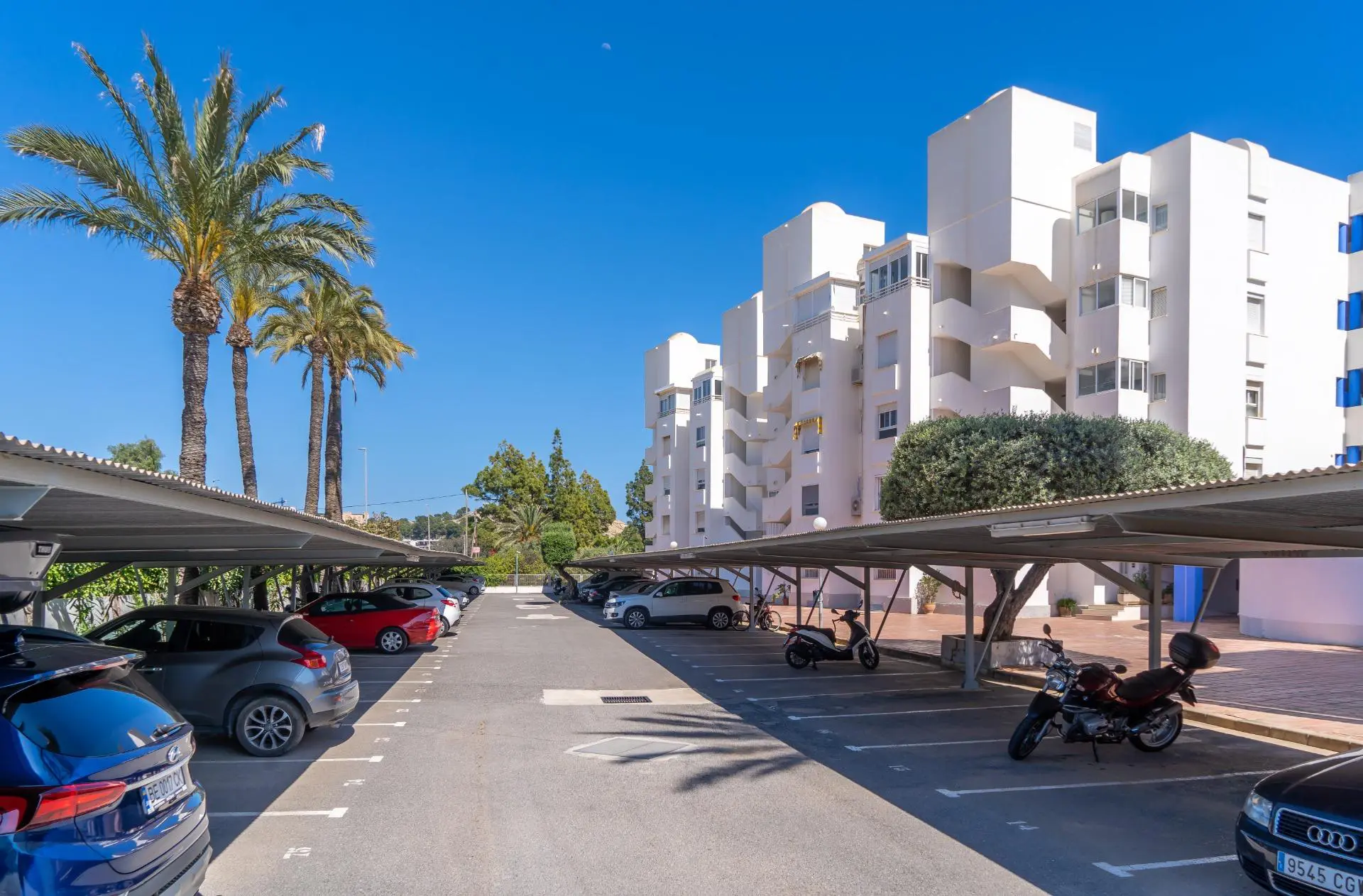 Terraced House Of 114 M² In Villajoyosa, Spain