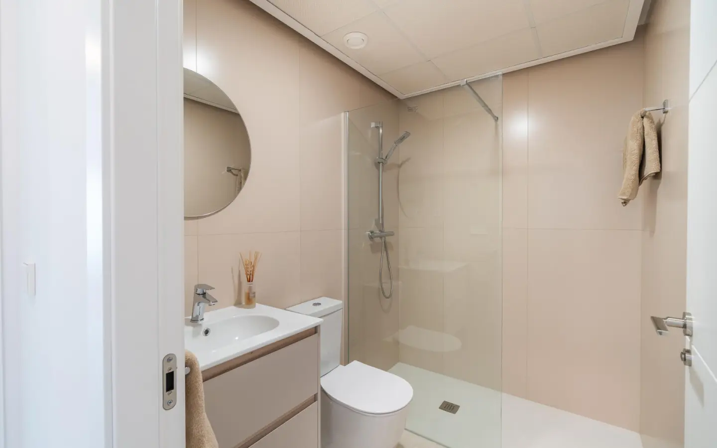 3-bedroom Apartment In Orihuela Costa, Spain (119 M²)
