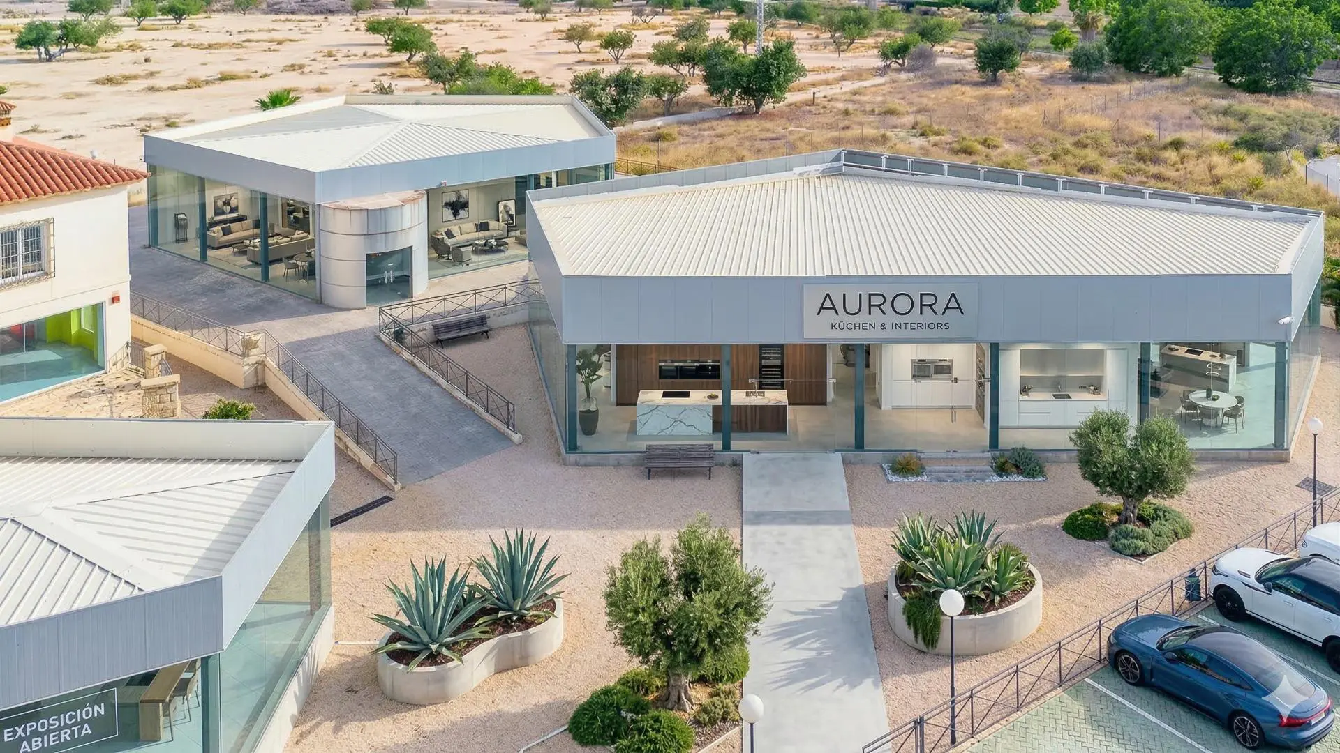 Commercial Unit Of 700 M² In Alicante, Spain