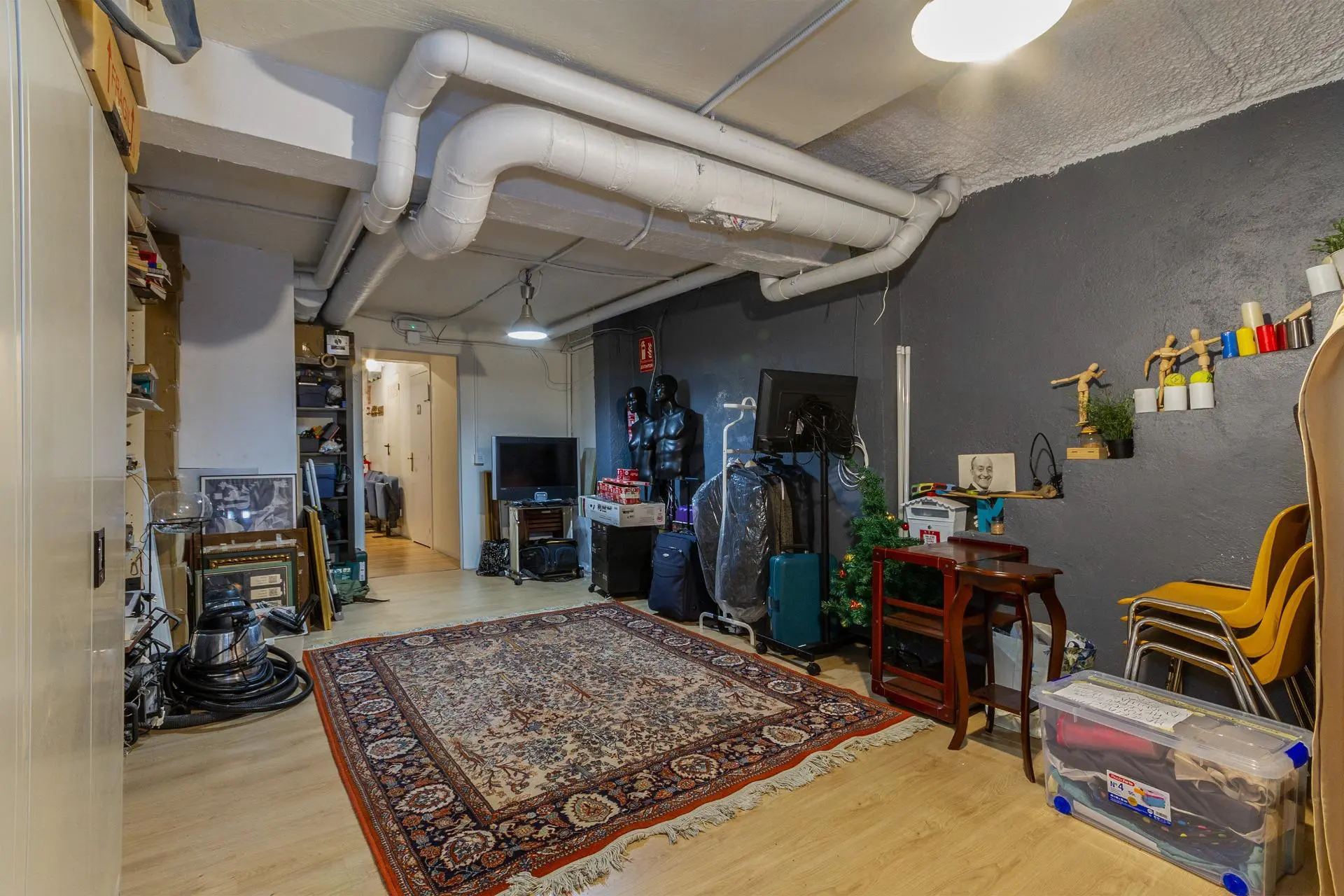 Commercial Unit 512 M² In Madrid, Spain