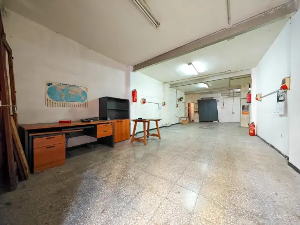 Commercial Unit In Elche, Spain (133 M²)