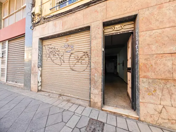 Commercial Unit In Elche, Spain (133 M²)