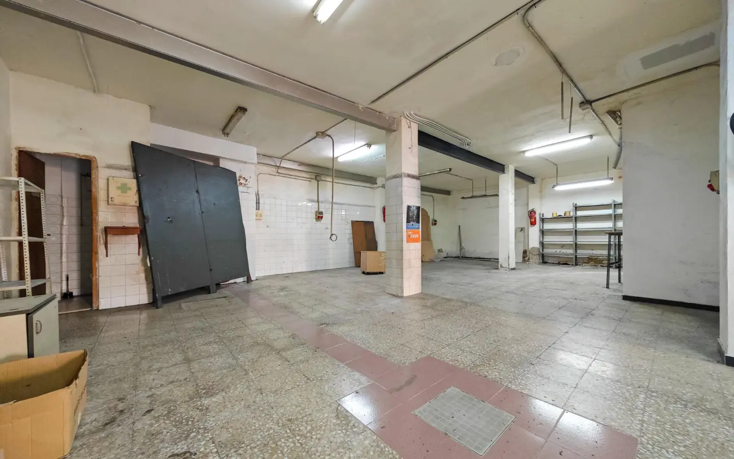 Commercial Unit In Elche, Spain (133 M²)