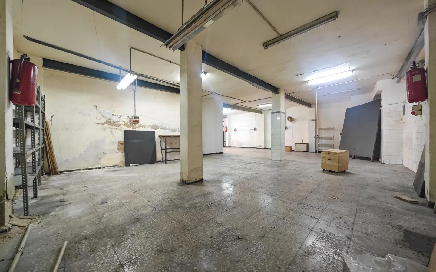 Commercial Unit In Elche, Spain (133 M²)