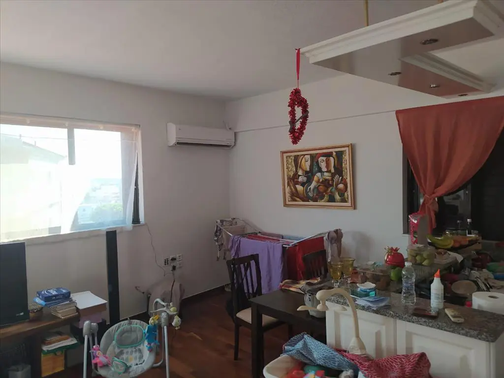 Detached House Of 640 M² In Athens