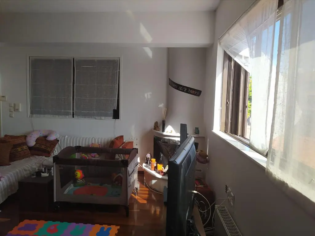 Detached House Of 640 M² In Athens